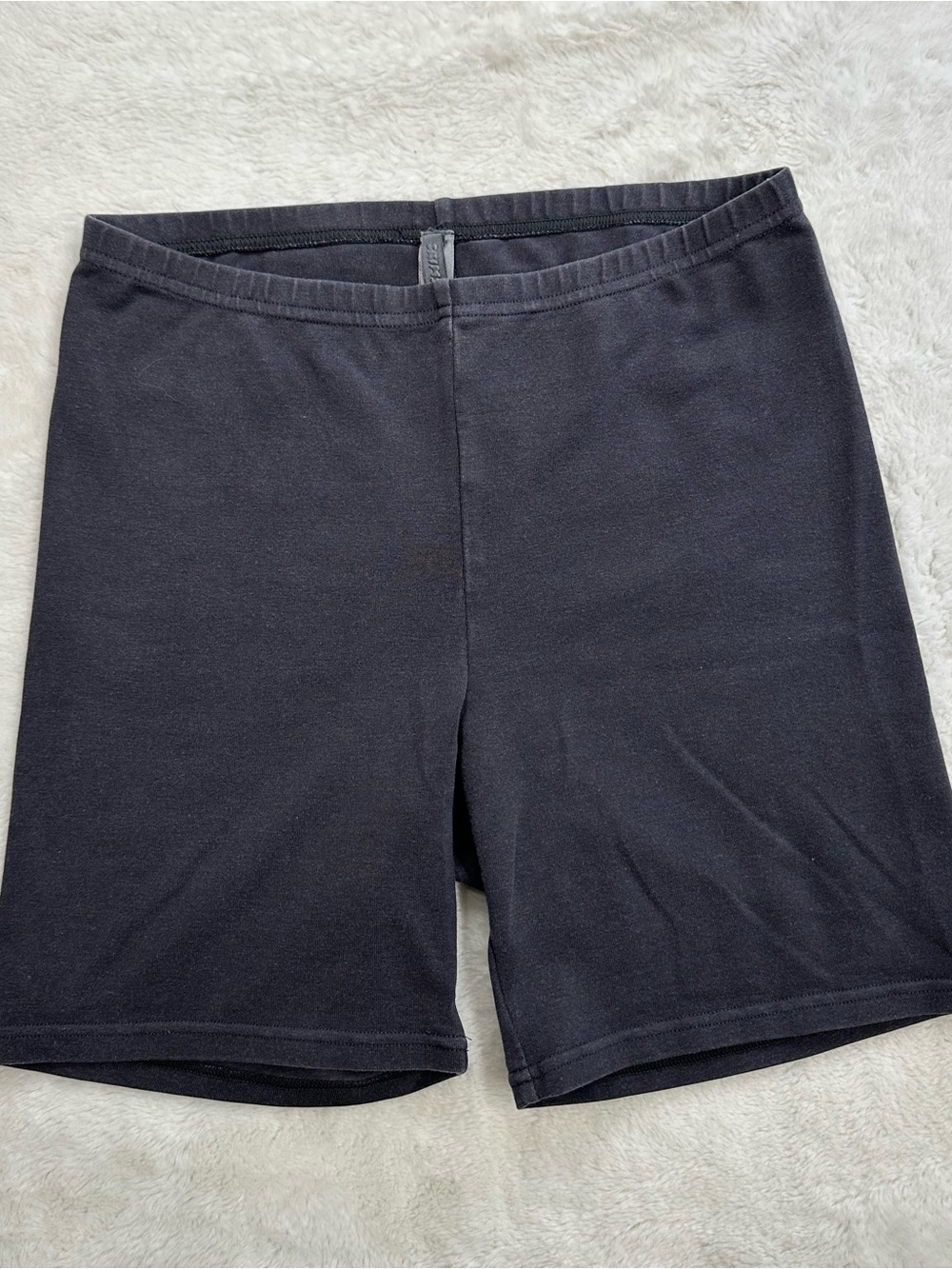 SKIMS Outdoor Bike Shorts Washed Onyx Charcoal Gray M Medium